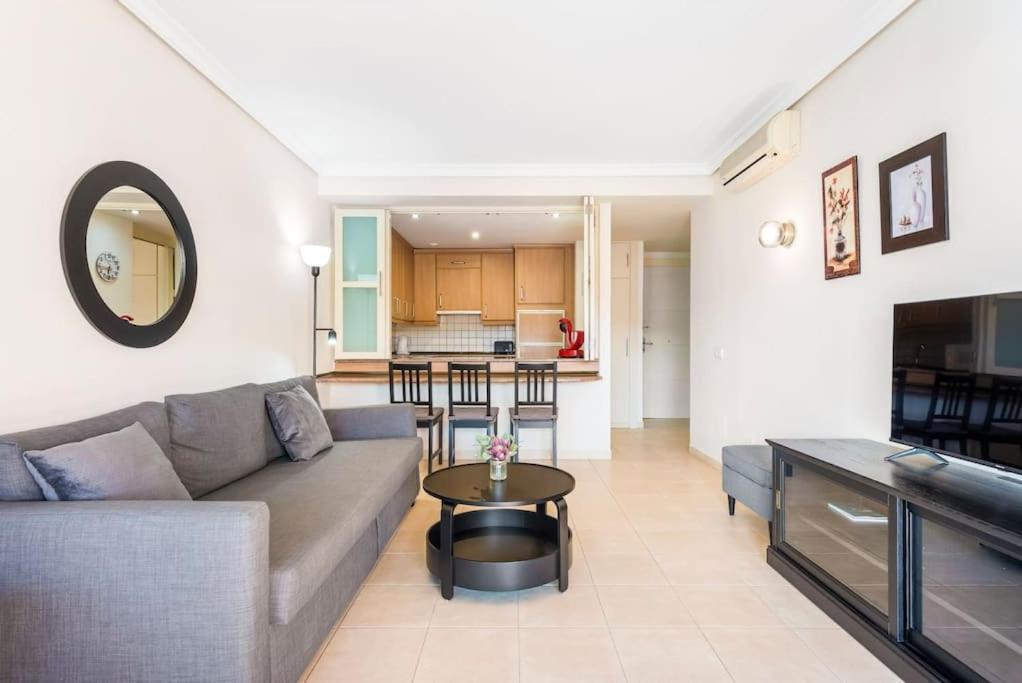Bright And Welcoming Holiday Home Puerto de Santiago  Extérieur photo